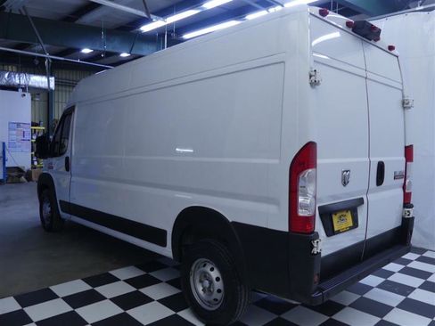 Used 2020 RAM ProMaster 2500 w/ Interior Convenience Group image 6