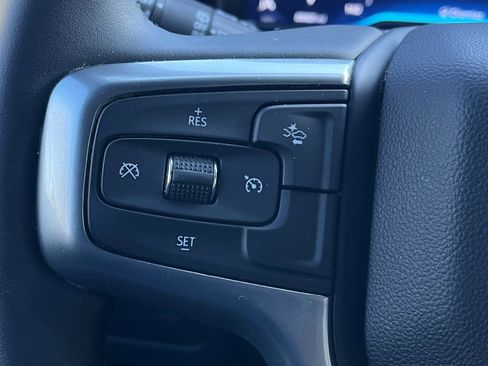 Used 2024 Chevrolet Suburban LT image 57