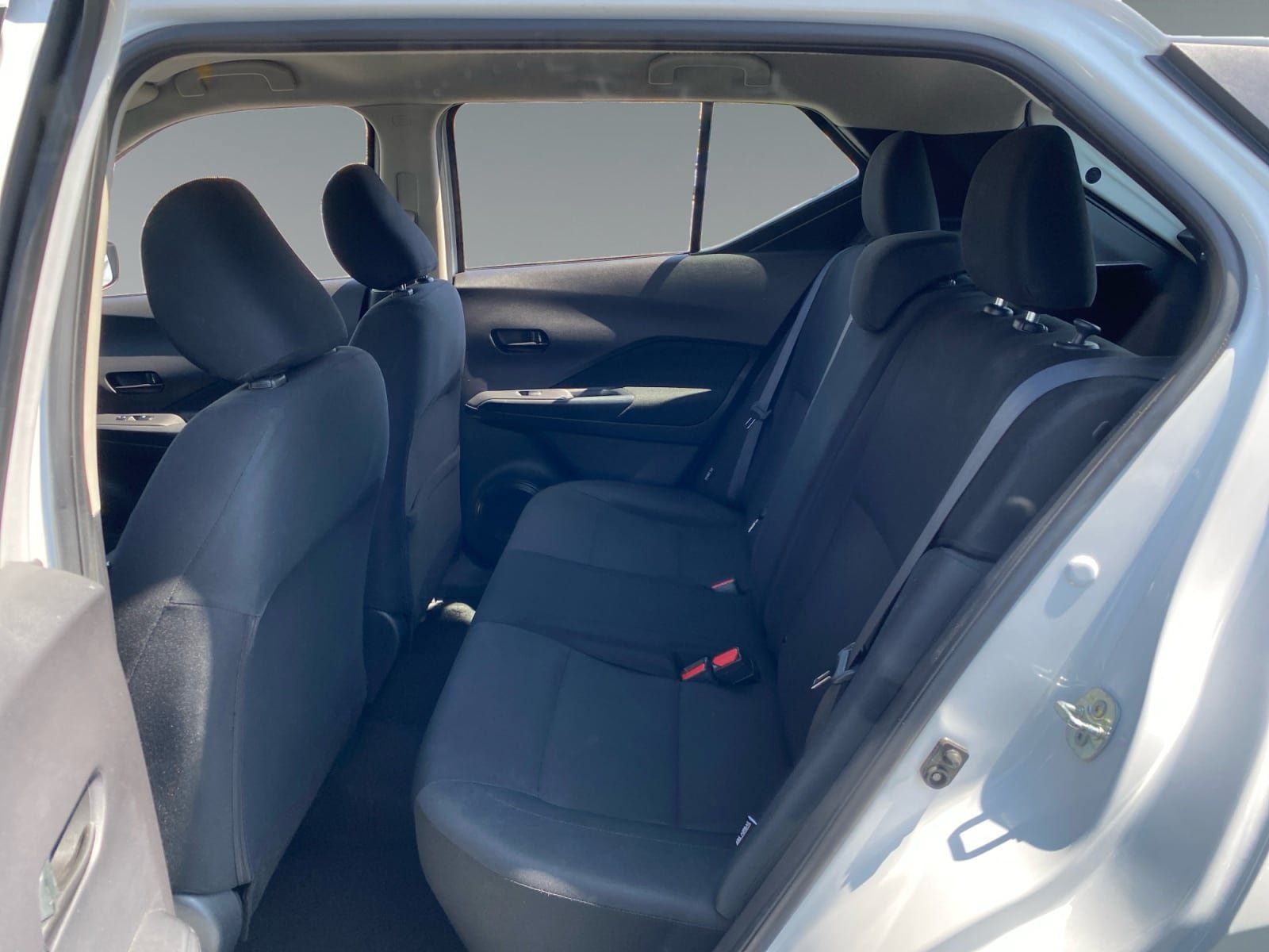 Used 2023 Nissan Kicks S FWD image 13