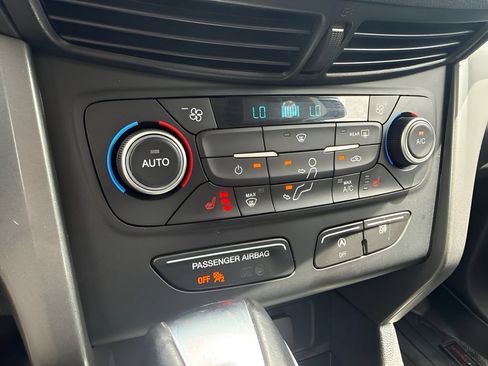Used 2019 Ford Escape SEL AWD/4WD image 21