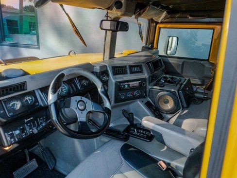 Used 1998 HUMMER H1 4-Door Open Top image 12