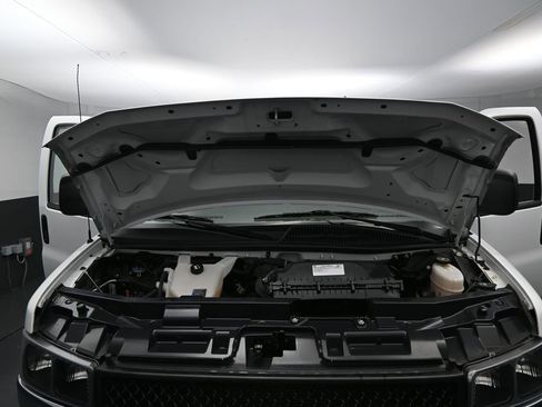 Used 2024 Chevrolet Express 2500 w/ Driver Convenience Package image 31