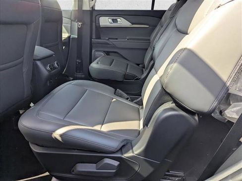 New 2026 Ford Explorer Active image 13