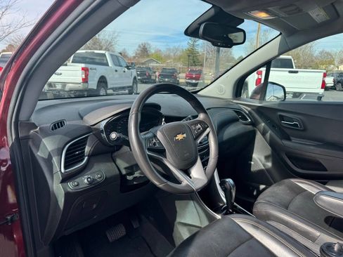 Used 2017 Chevrolet Trax Premier image 11