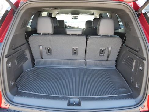 New 2026 GMC Acadia AT4 w/ Luxury Package AWD/4WD image 36