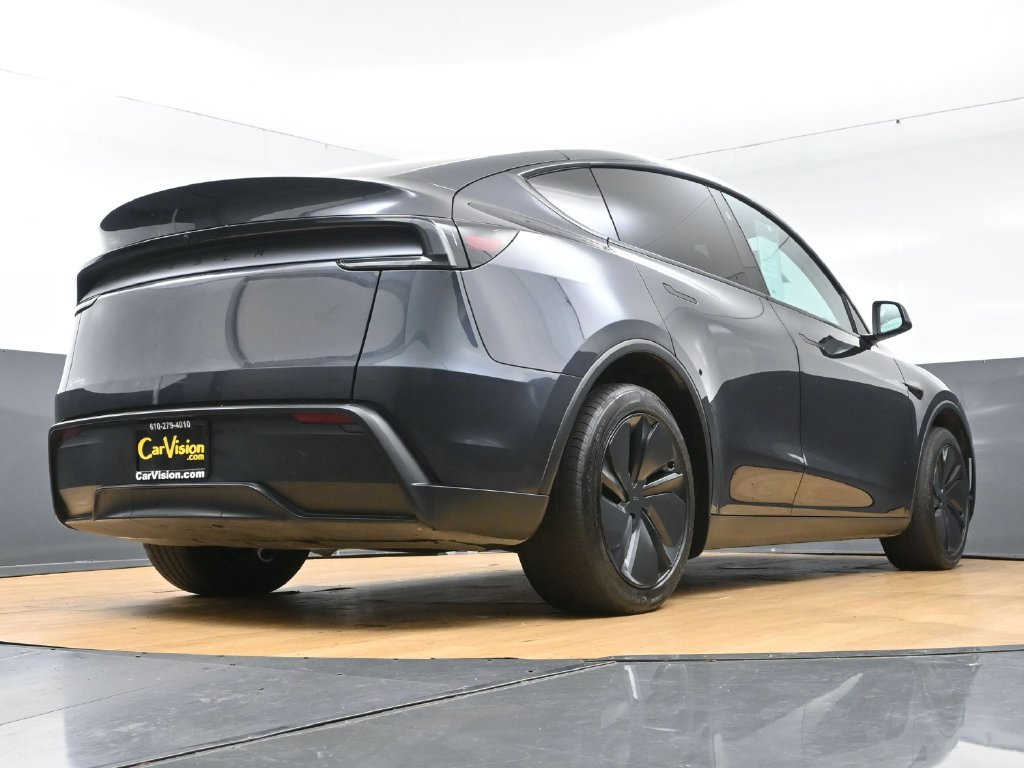 Used 2026 Tesla Model Y Long Range RWD image 48