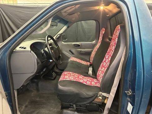 Used 2000 Ford F150 XL RWD image 19