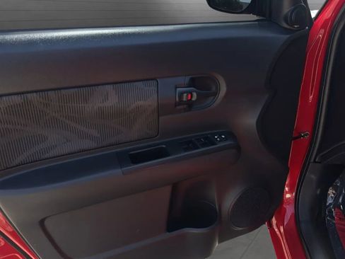 Used 2014 Scion xB FWD image 24