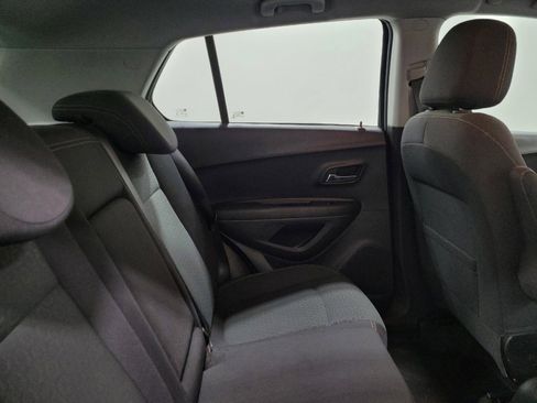 Used 2020 Chevrolet Trax LS w/ LPO, Protection Package FWD image 19