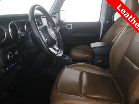 Used 2023 Jeep Wrangler Unlimited Sahara w/ Cold Weather Group AWD/4WD image 16