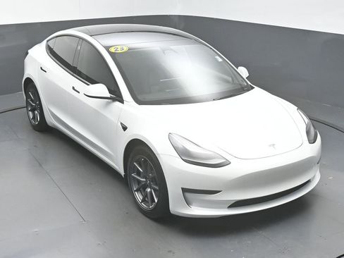 Used 2023 Tesla Model 3 Long Range AWD/4WD image 38