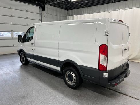 Used 2016 Ford Transit 150 130 Low Roof RWD image 6