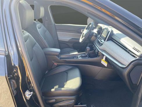 New 2025 Jeep Compass Latitude w/ Sun & Sound Group image 31