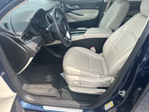 Used 2023 Buick Enclave Premium FWD image 9