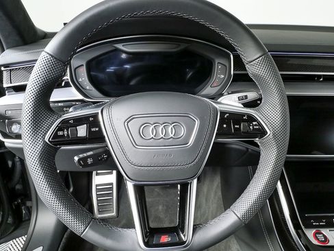 Used 2025 Audi S8 image 7