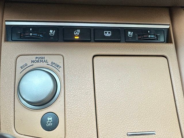 Used 2016 Lexus ES 350 w/ Luxury Package w/Wood Trim FWD image 14