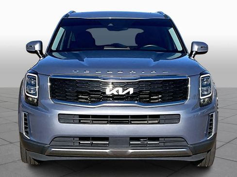Used 2022 Kia Telluride EX w/ EX Premium Package image 3
