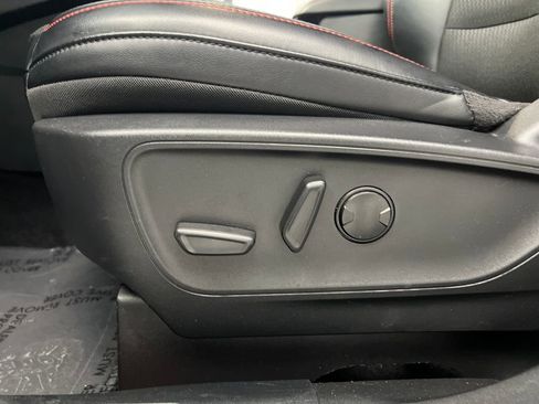 Used 2025 Ford Escape ST-Line AWD/4WD image 10