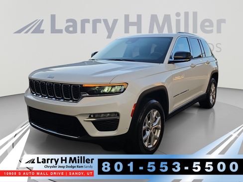 Used 2024 Jeep Grand Cherokee Limited w/ Luxury Tech Group II AWD/4WD image 1