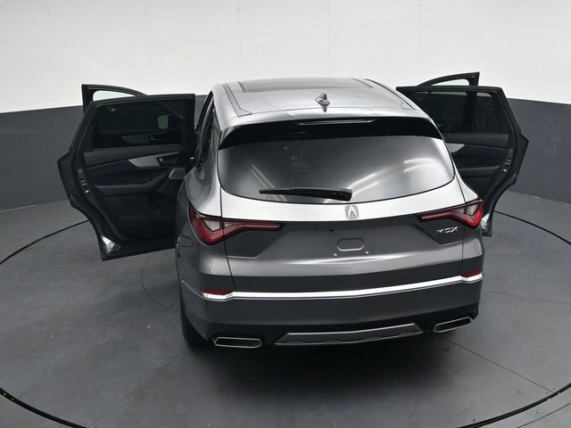 Used 2025 Acura MDX w/ Technology Package FWD image 42