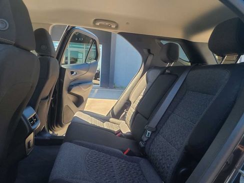 Used 2022 Chevrolet Equinox LT AWD/4WD image 24