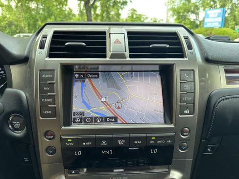 Used 2016 Lexus GX 460 w/ Premium Package AWD/4WD image 16