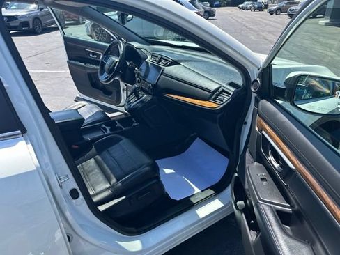 Used 2017 Honda CR-V Touring image 21