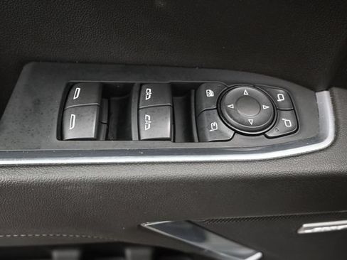 Used 2024 GMC Sierra 1500 SLT AWD/4WD image 11