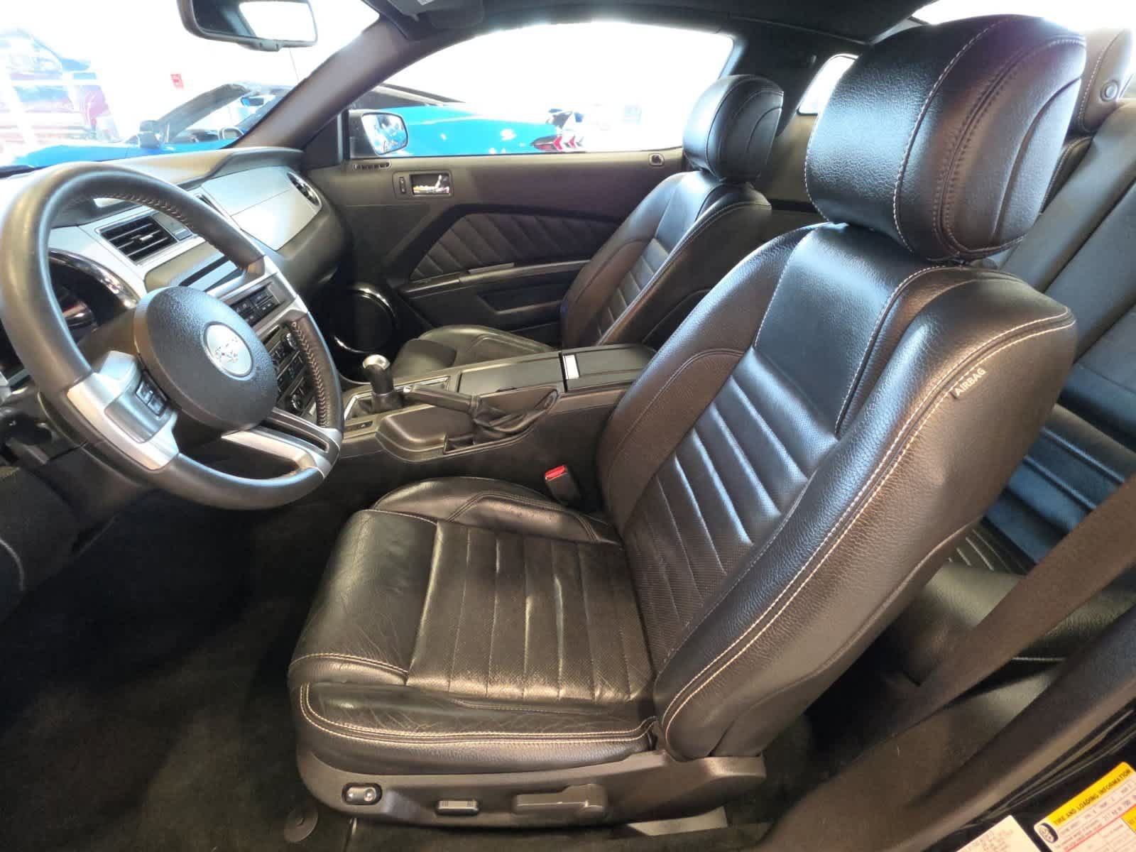 Used 2012 Ford Mustang Premium RWD image 12