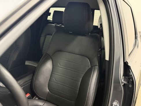 Used 2025 Ford Ranger Lariat w/ Trailer Tow Package image 2