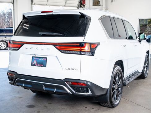 Used 2024 Lexus LX 600 F Sport image 6