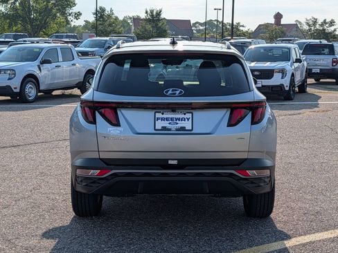 Used 2024 Hyundai Tucson SEL AWD/4WD image 4