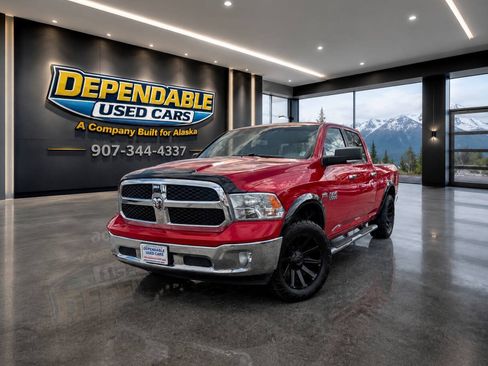 Used 2016 RAM 1500 Classic SLT w/ Luxury Group AWD/4WD image 1