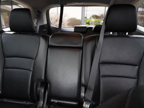 Used 2016 Honda Pilot Touring image 24