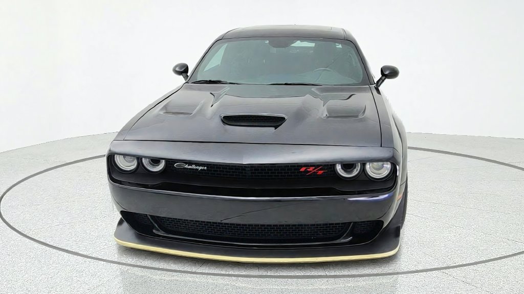 Used 2023 Dodge Challenger R/T Scat Pack RWD image 2