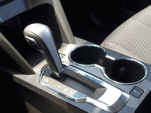 Used 2013 Chevrolet Equinox LS FWD image 14
