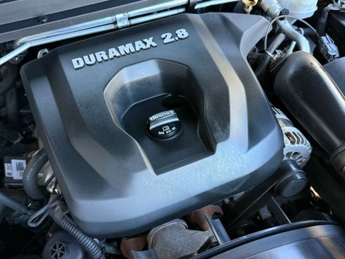 Used 2018 Chevrolet Colorado Z71 image 39