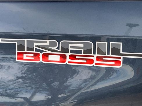 Used 2020 Chevrolet Silverado 1500 Custom Trail Boss w/ Custom Convenience Package image 30