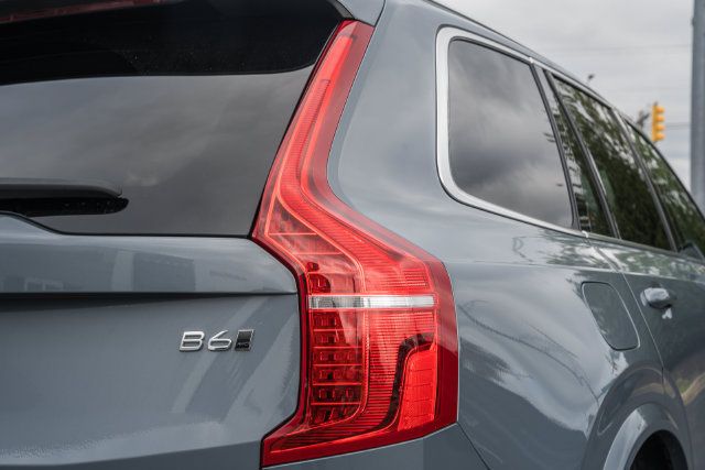 Certified 2023 Volvo XC90 B6 Plus w/ Protection Package Premier AWD/4WD image 8