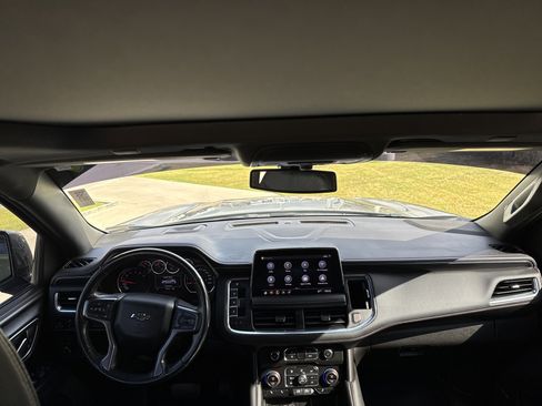 Used 2021 Chevrolet Tahoe RST w/ Luxury Package image 24