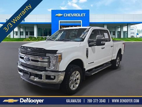 Used 2018 Ford F250 Lariat w/ Lariat Ultimate Package AWD/4WD image 1