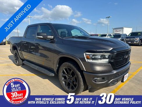 Used 2021 RAM 1500 Laramie AWD/4WD image 3
