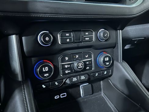 Used 2023 Chevrolet Tahoe LT image 18