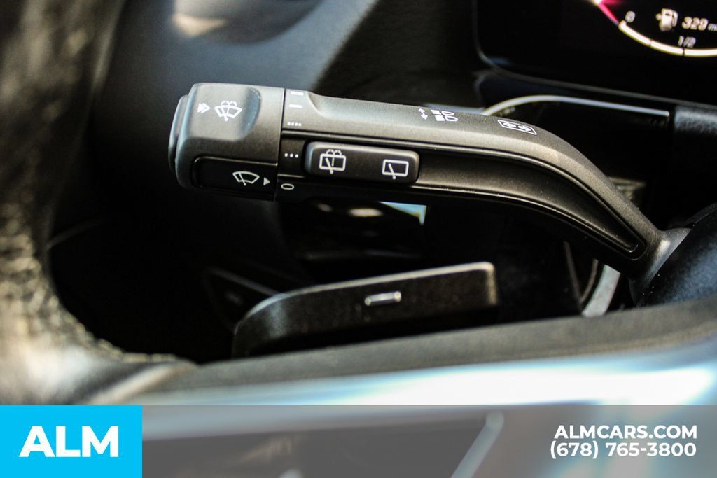 Used 2025 Mercedes-Benz GLA 250 image 28