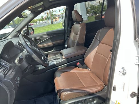 Used 2024 Honda Passport EX-L image 13