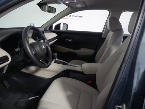 Used 2023 Honda HR-V LX image 15