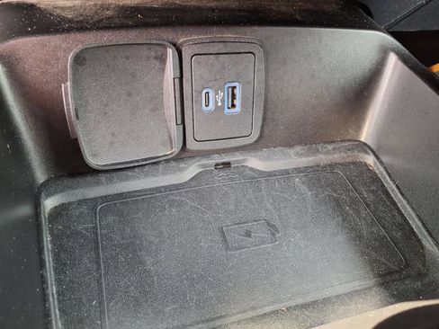 Used 2021 Ford Bronco Badlands image 15