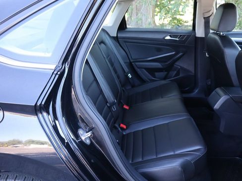 Used 2021 Volkswagen Jetta SE FWD image 20