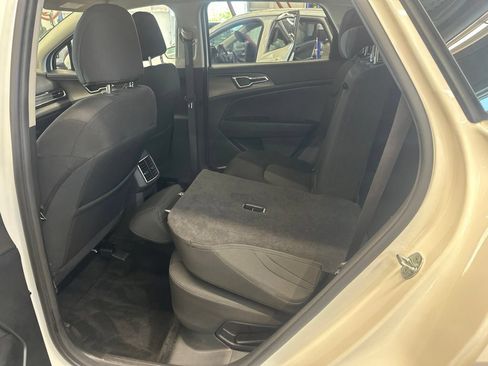 Certified 2023 Kia Sportage LX AWD/4WD image 20