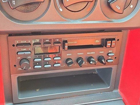 Used 1988 Ford Mustang LX RWD image 24